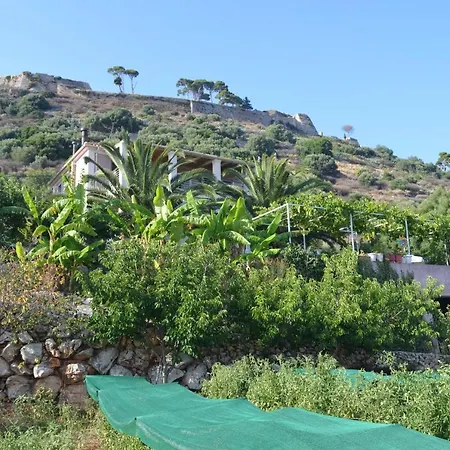 Casa Muraglia Studio/studio Under Castle Travliata