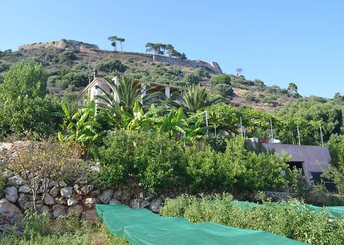 Casa Muraglia Studio/studio Under Castle Travliata