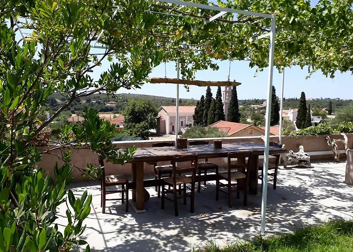 Casa Muraglia Studio/studio Under Castle Travliata